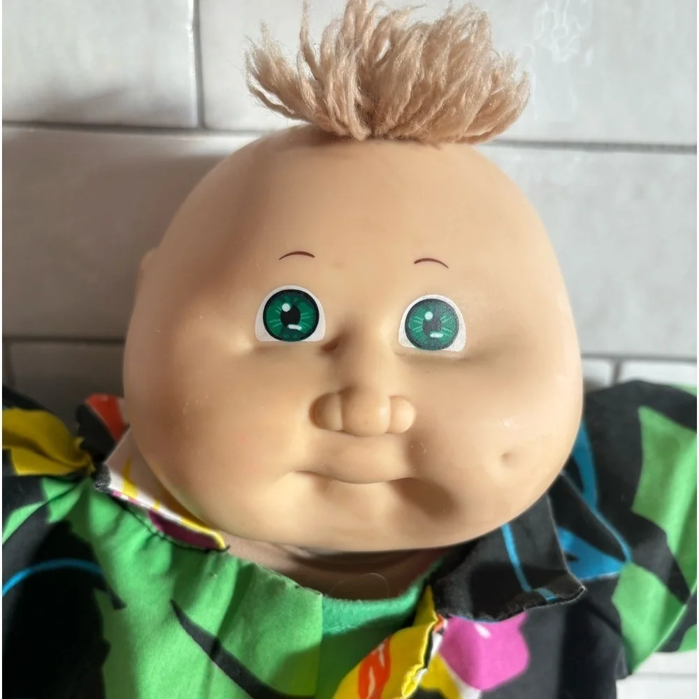 Vintage authentic Cabbage Patch baby doll green eyes,bald head 1978 1982 dimple
